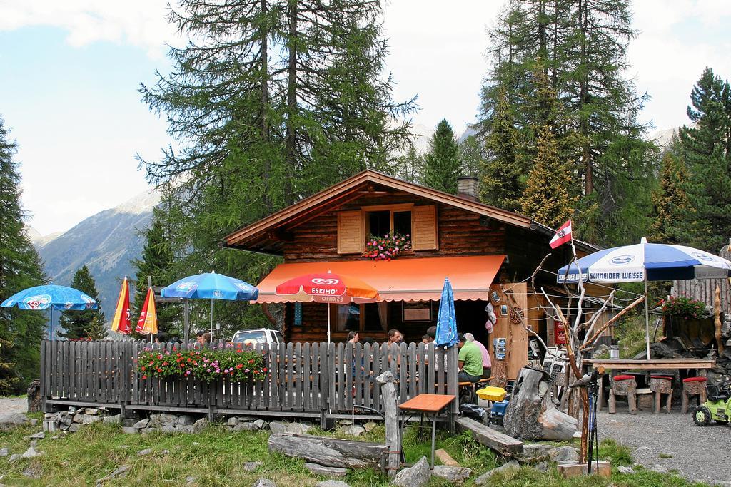 Haus Andrea Apartment Sankt Leonhard im Pitztal Exterior foto